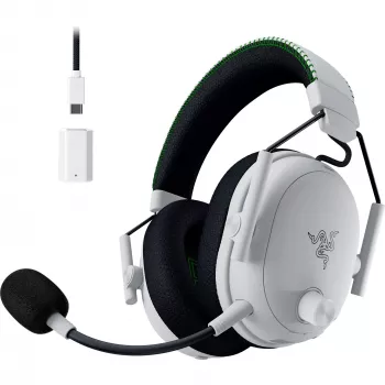 Auriculares Razer BlackShark V3 Pro con cable e inalámbricos Bluetooth blancos