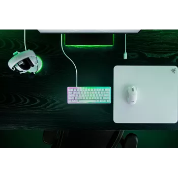 Razer RZ03-04990100-R3M1 Teclado Gaming USB QWERTY UK International Blanco