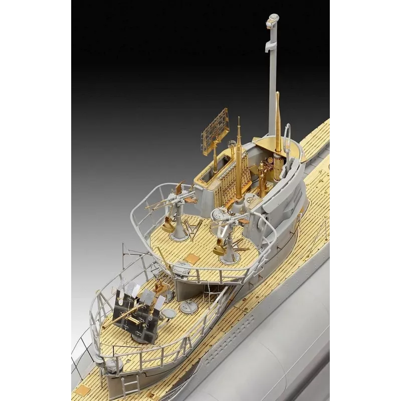 Maqueta de plástico REVELL Submarino alemán Tipo VII C/41 1:72