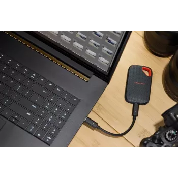 SSD externo | SANDISK | velocidad de lectura 2000 MB/s | 4000 GB | SDSSDE70-4T00-G25