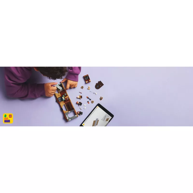 Set de construcción LEGO Harry Potter Clase de encantamientos del castillo de Hogwarts 76442 – 204 piezas, 3 minifiguras, para niños a partir de 8 años