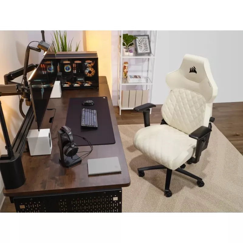 Silla gaming para PC Corsair TC500 LUXE con asiento tapizado beige