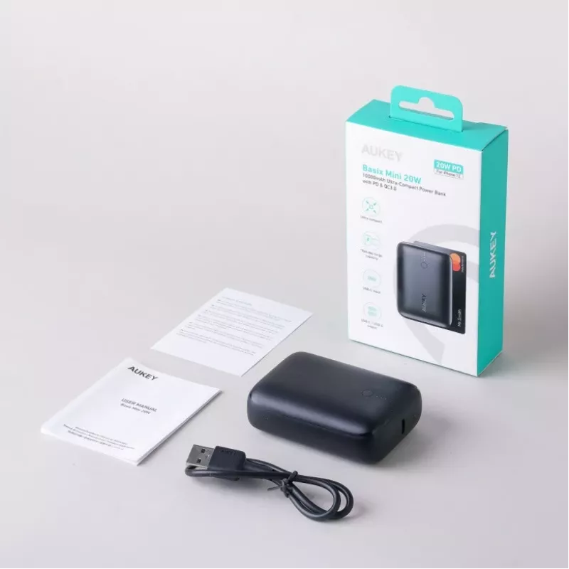 Batería externa AUKEY 157000 10000 mAh gris