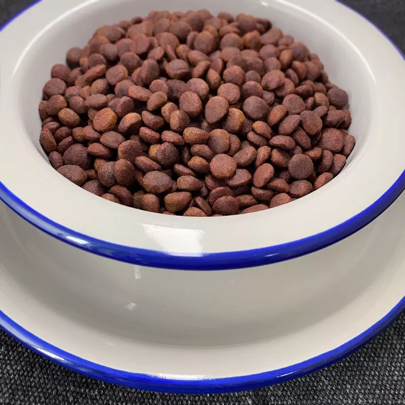 FOLK Razas pequeñas Tradicional estofado de caza de Masuria con remolacha y arándanos rojos - Comida seca para perros - 1,6 kg