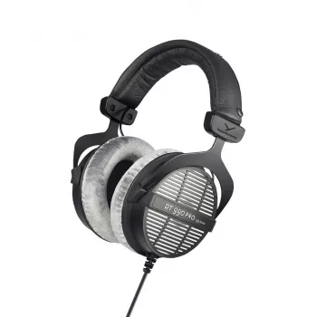Auriculares de estudio Beyerdynamic DT 990 PRO 250 Ω — cerrados, circumaurales, con cable, cable de 3 m, 96 dB, 5–35 kHz