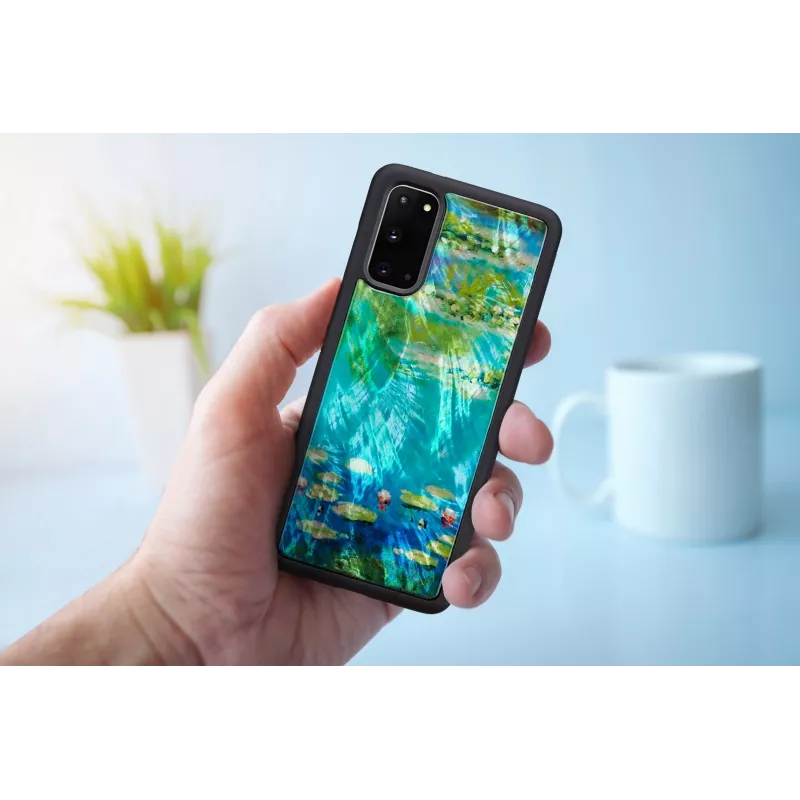 Funda protectora iKins para Samsung Galaxy S20 — diseño negro Water Lilies