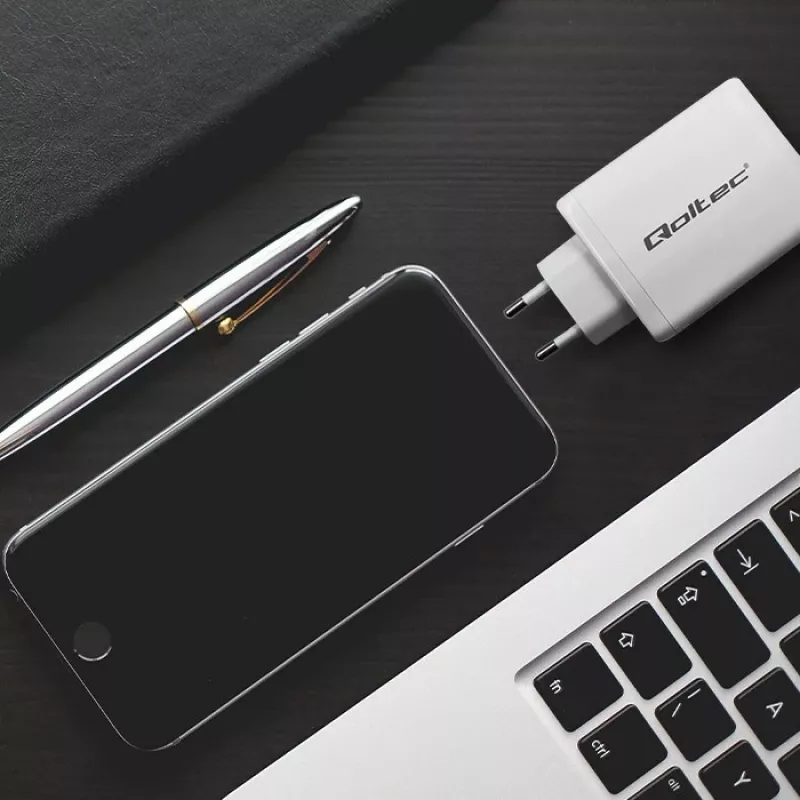 Cargador QOLTEC 100W GaN USB-C Dual PD 5–20V 1,5–5A, 2×USB-C