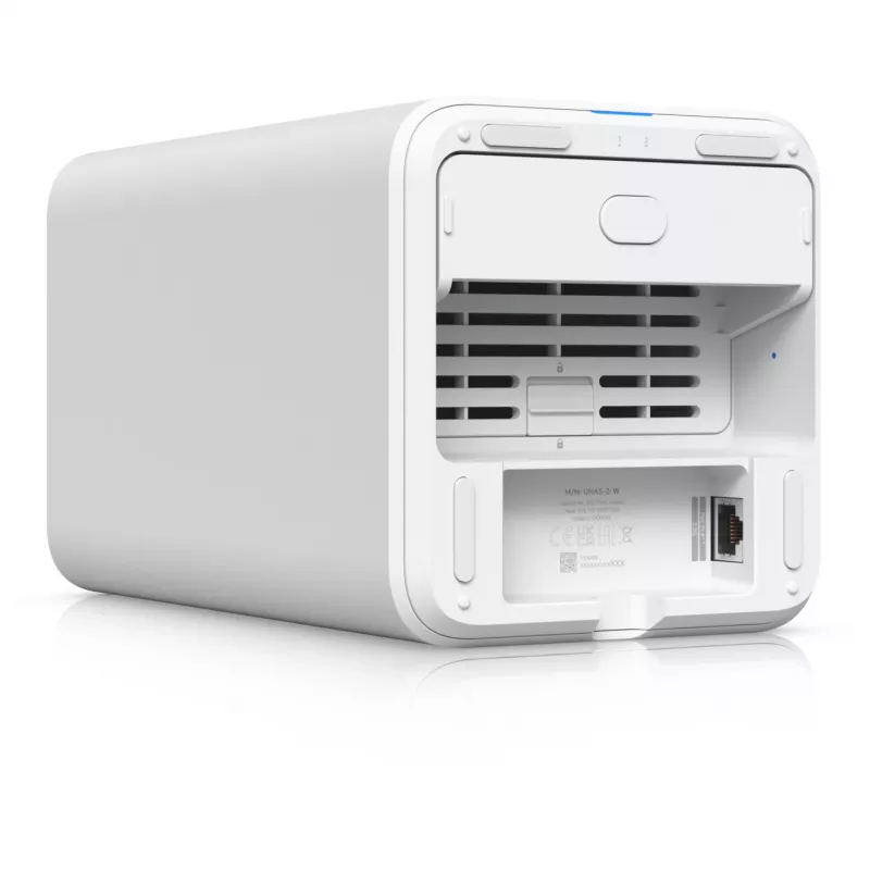 UGREEN NASync DXP4800 Plus 32TB pack NAS con 4x 8TB WD Red Plus HDDs