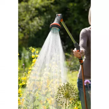 Pistola pulverizadora de agua para jardín Gardena 18334-20