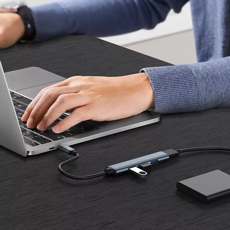 Hub USB QOLTEC 53793 — entrada USB 3.0, 3 conectores USB 2.0