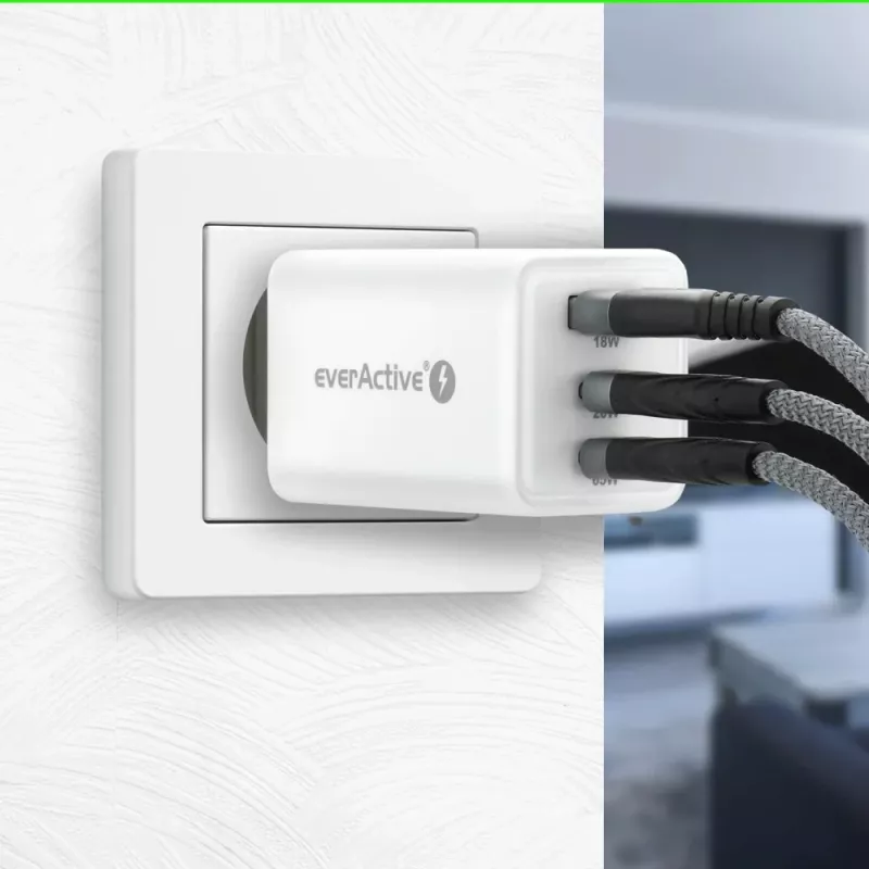 Cargador everActive SQ-655Q 65W, 1×USB-A + 2×USB-C carga rápida