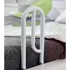 Trapecio de cama regulable en altura como ayuda para levantarse