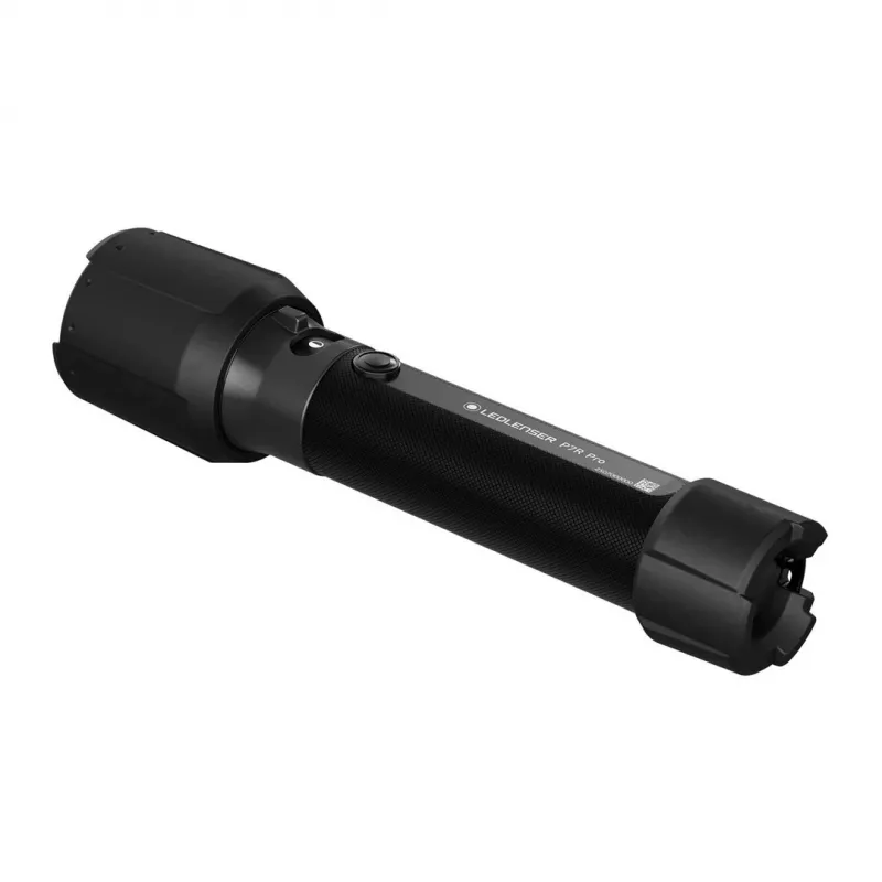 Linterna de mano LED Ledlenser P7R Pro negra