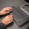 Mini teclado inalámbrico Tellur TLL491251 negro diseño compacto, formato portátil