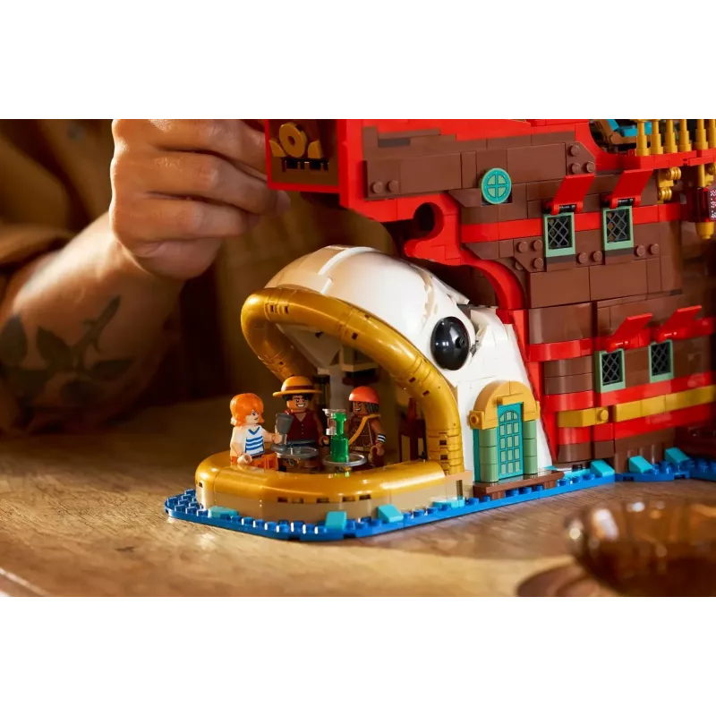 LEGO ONE PIECE 75640 El restaurante flotante Baratie