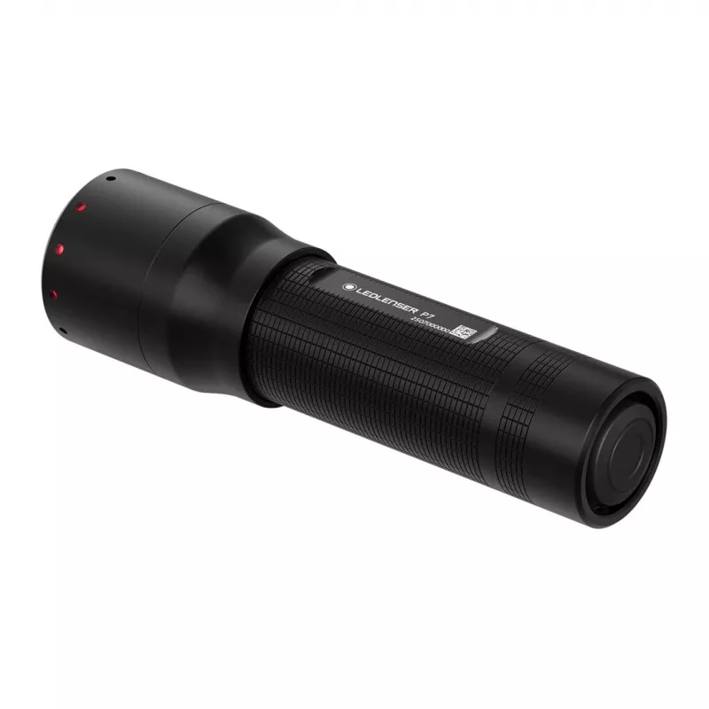 Linterna de mano Ledlenser P7 negra LED