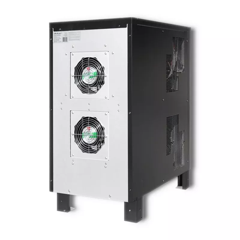 Sistema de alimentación ininterrumpida QOLTEC 53949 trifásico 15 kVA 12 kW con LCD