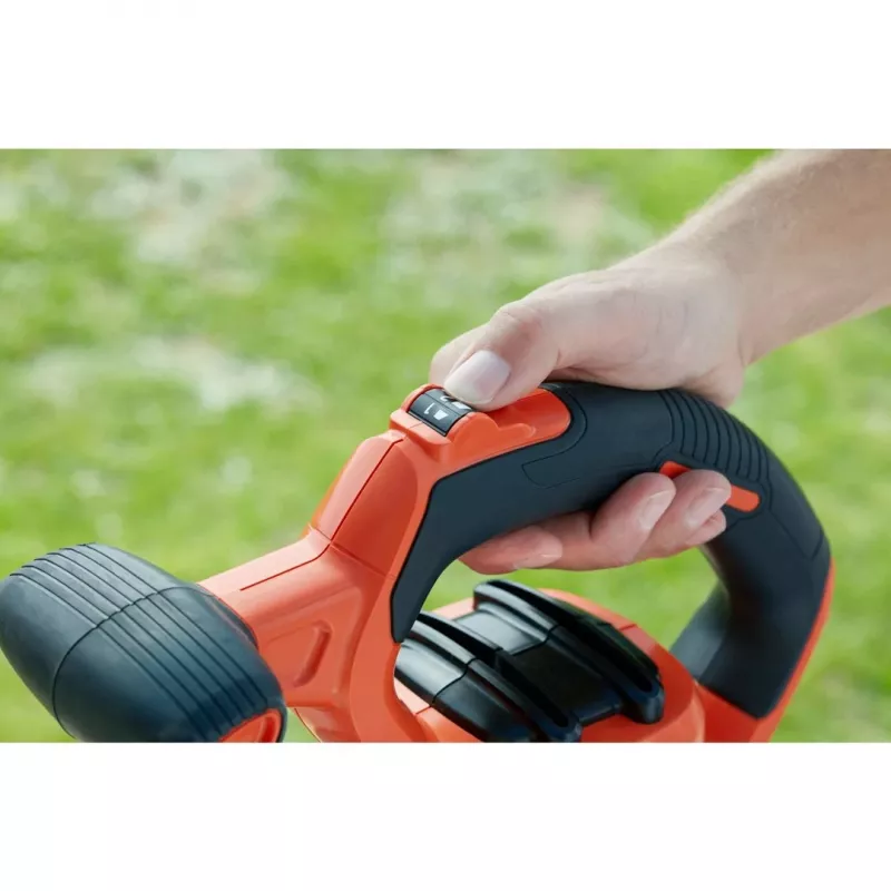 Black & Decker BEBLV300-QS Soplador de hojas
