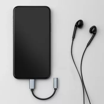 Adaptador USB-C a jack de 3,5mm 10cm