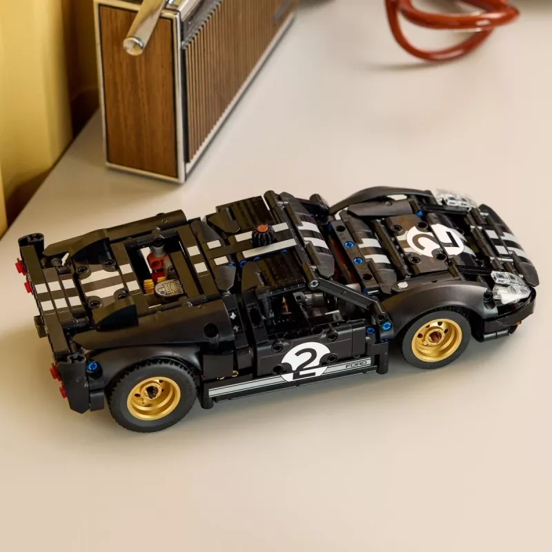 LEGO TECHNIC 42223 1966 Ford GT40 MKII Coche de carreras