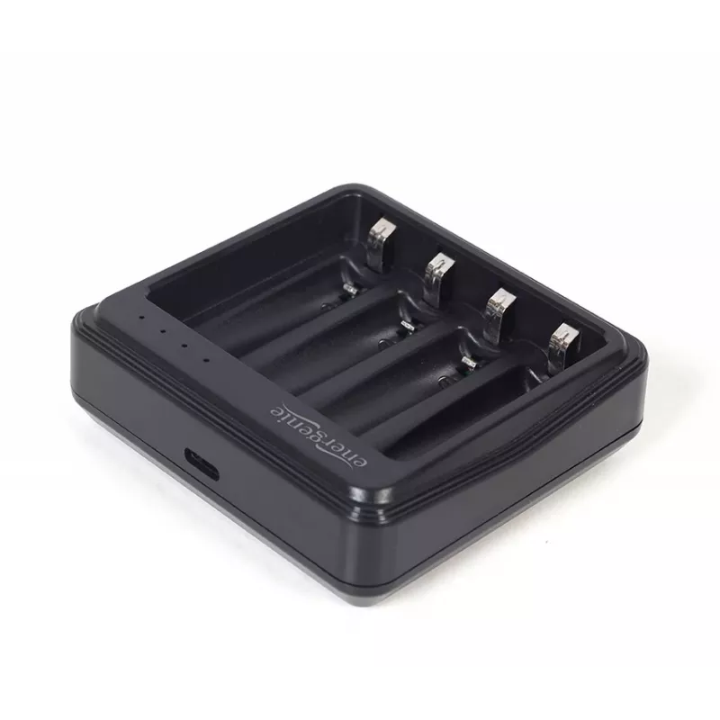 Cargador de pilas Gembird BC-USB-03 compatible con USB AA AAA Negro