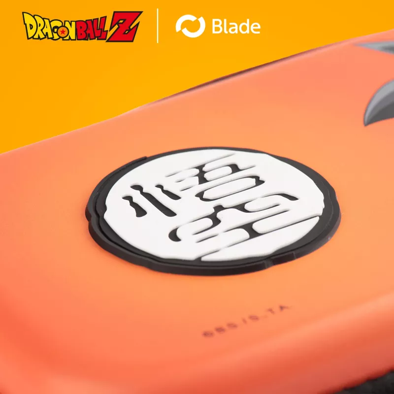 Funda protectora Blade Dragon Ball Z Switch2 DB1002 para consola