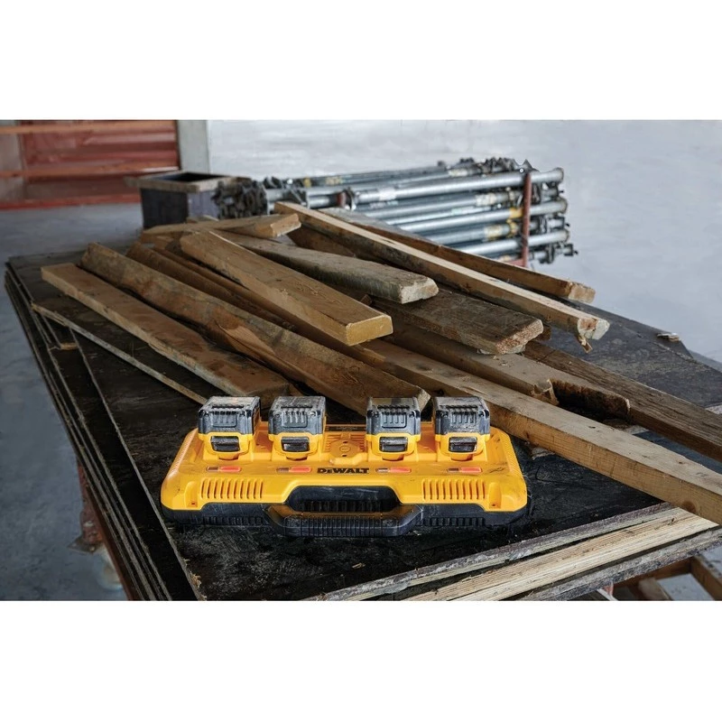 Cargador de baterías DeWALT DCB104-QW