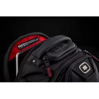 Mochila OGIO RENEGADE RSS BLACK PINDOT P/N: 111071_317