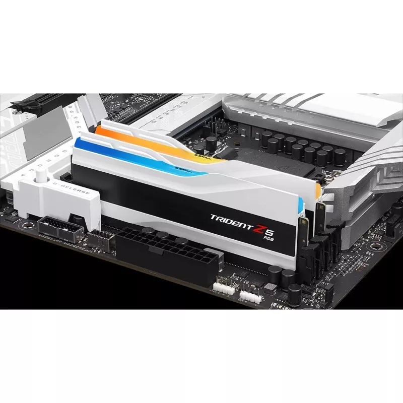 DIMM 32 GB DDR5-6000 (2x 16 GB) Dual-Kit, memoria blanca, F5-6000J3238F16GX2-TZ5RW, Trident Z5 RGB, INTEL XMP