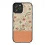 Funda protectora Man and Wood para iPhone 12 / 12 Pro – flor rosa sobre negro