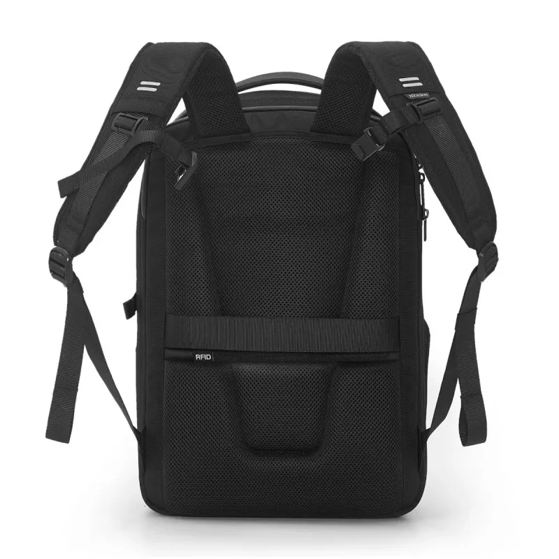 Mochila XDDESIGN Bizz Negra — resistente al agua, ligera, modelo P705.931