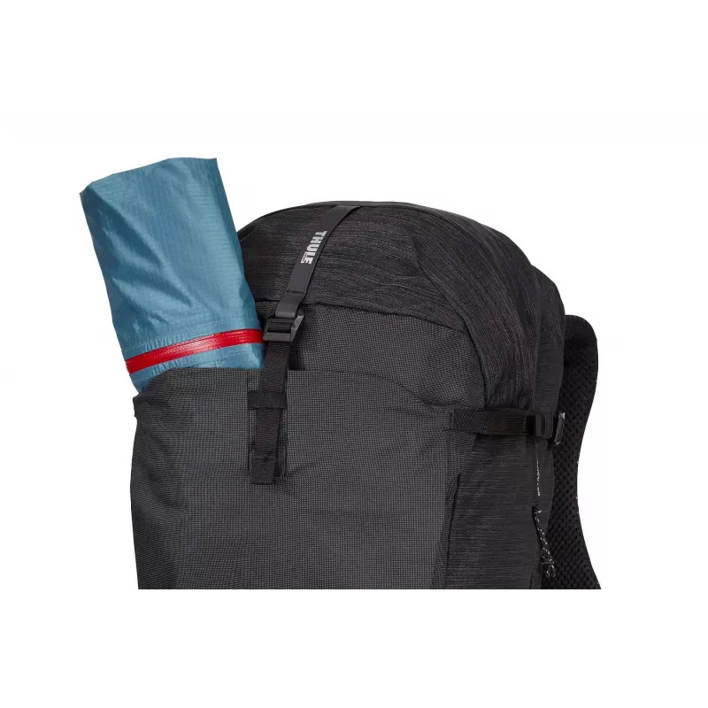 Mochila de hombre Thule 4503 Topio 30L negra