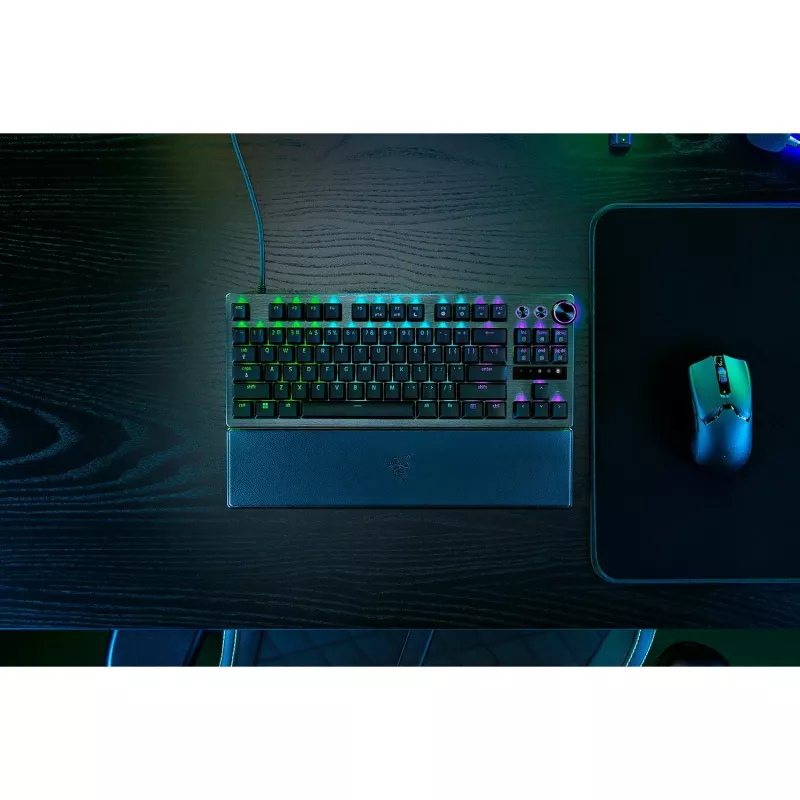 Razer Huntsman V3 Pro Tenkeyless RZ03-05520400-R3G1 teclado gaming, 8 kHz, interruptores Razer Analog Optical Gen 2, distribución alemana (ISO DE), negro
