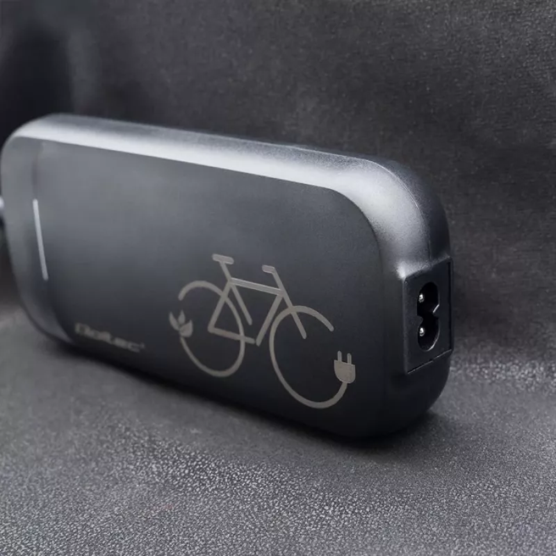Cargador QOLTEC para e-bike Bosch 50762 36V/42V 2A