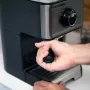Espressomaschine Schwarz & Decker BXCO1200E — 1200 W, 15 bar, 1,2 L depósito de agua, 2 tazas, espumador de leche integrado, para la encimera, plateado