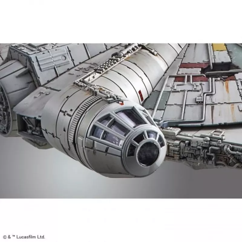 Maqueta REVELL Millennium Falcon escala 1:144 — kit de plástico nave espacial