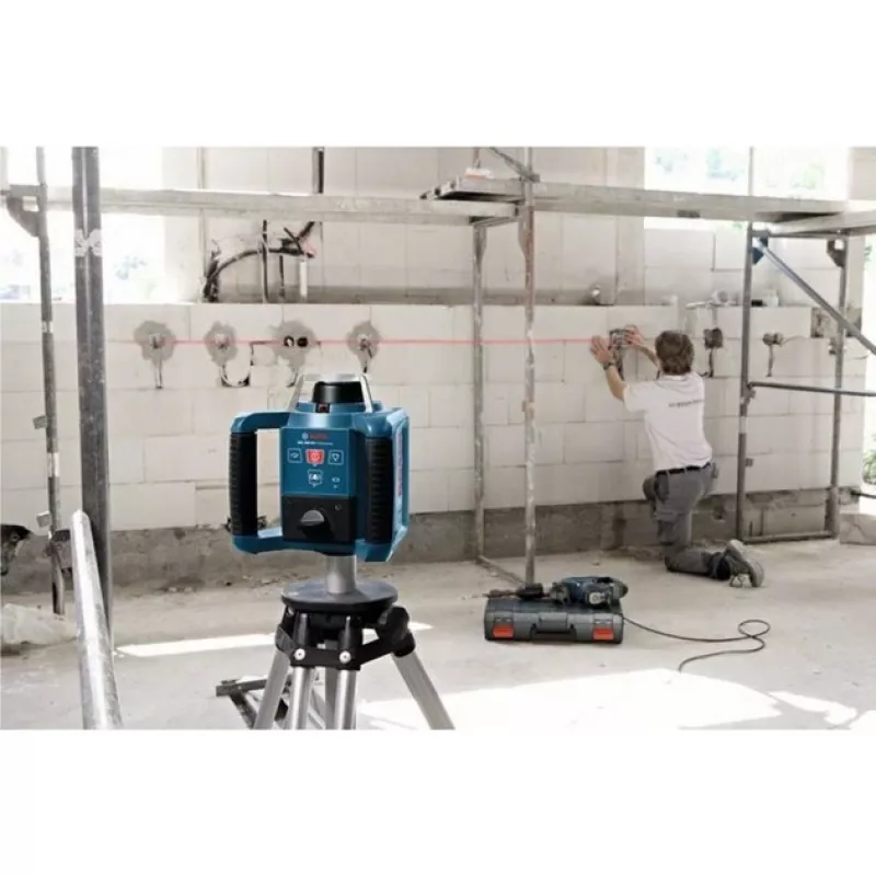 Láser rotativo GRL 300 HV Professional azul/negro, línea láser roja y punto de plomada, con soporte WM 4 y receptor láser LR 1, en maletín