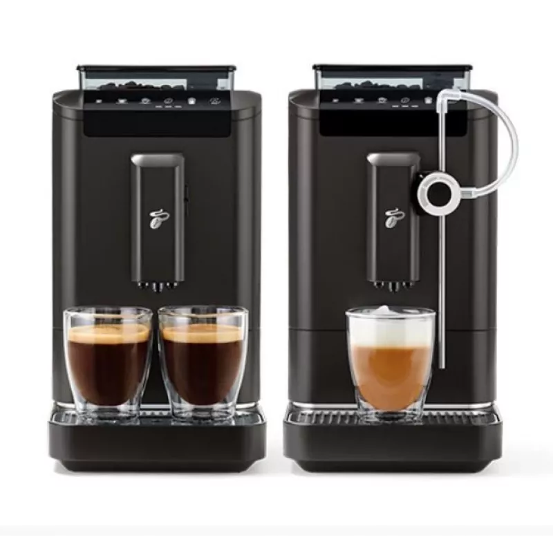 Cafetera de espresso Tchibo Esperto2 Milk negra — espumador de leche integrado, cafetera superautomática de espresso para encimera
