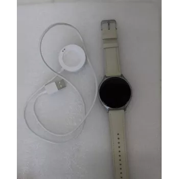 AGOTADO. Xiaomi Watch 2 Titan carcasa gris con correa de piel blanca | AGOTADO. Xiaomi Watch 2 Titan | Smartwatch | GPS (satélite) | AMOLED | 1,43 inch | USADO, ARAÑAZOS EN LA PANTALLA