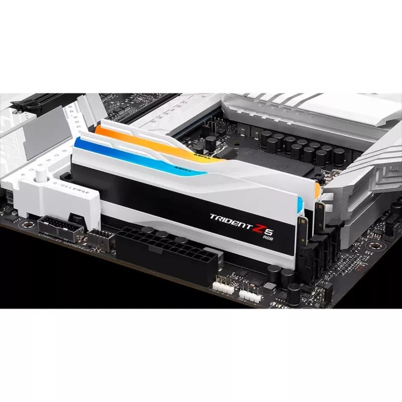 G.Skill Trident Z5 RGB - DDR5 - kit - 48 GB: 2 x 24 GB - DIMM 288-PIN - 8200 MHz / PC5-65600 - CL40 - 1.35 V - sin búfer - On-Die-ECC - blanco mate (F5-8200J4052F24GX2-TZ5RW)