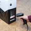 Lector de códigos de barras de mano QOLTEC 50863 — escáner 1D/2D, USB con cable, sensor LED, negro, 5V, cable de 1,8 m