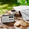 Adler AD 1907 radio digital PLL, AM/FM, 40 presintonías, alarma con repetición, USB-C, batería recargable integrada, conector de 3,5 mm, blanco/negro