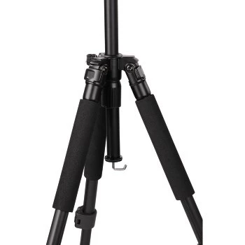 Trípode Hama Traveller 117 Ball para proyectores de datos, 3 patas, negro