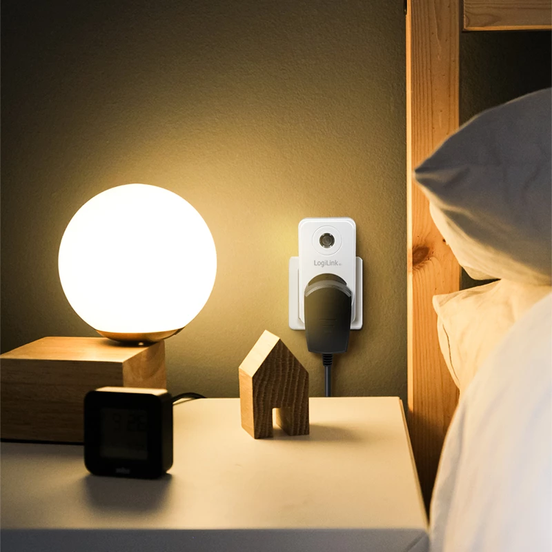 LogiLink PA0263 Adaptador de enchufe con sensor crepuscular, blanco, tipo F