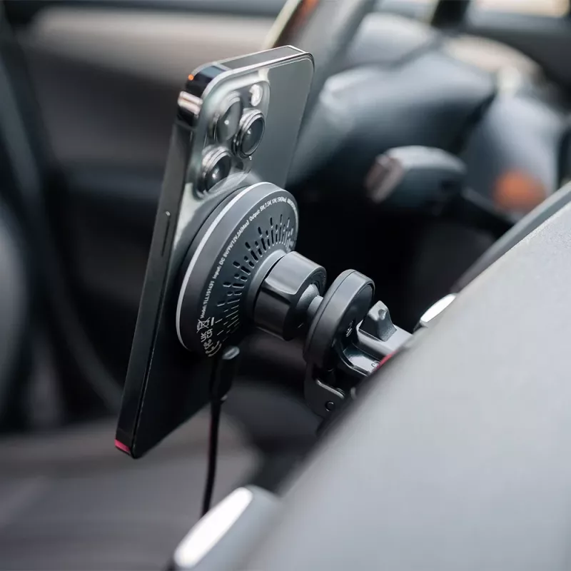 Cargador inalámbrico para coche Tellur TLL151431 compatible con MagSafe 15W Negro para smartphones
