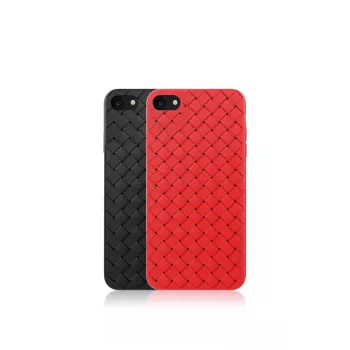 Funda protectora para móvil Devia para iPhone SE2 en rojo con estampado tejido