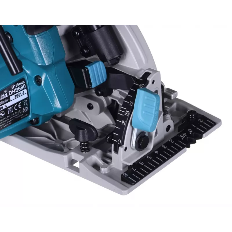 Sierra circular Makita DHS680Z turquesa 5000 rpm 18 V