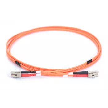Cable patch de fibra óptica DIGITUS LC/LC 50/125µm 3m multimodo dúplex libre de halógenos hasta 1Gbit con protocolo de medición naranja OM2 (DK-2533-03)
