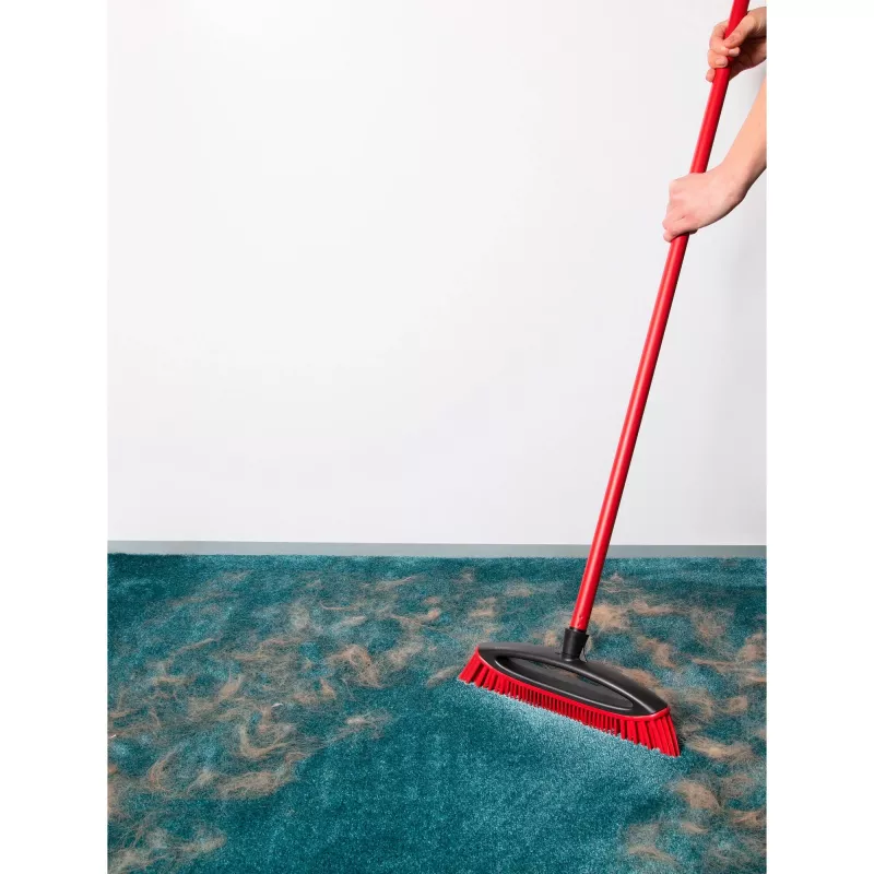 Escoba VILEDA Pet Pro ALWAYS CLEAN con mango rojo ergonómico, diseño ligero
