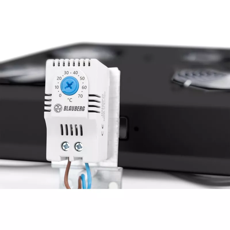 Unidad de refrigeración de techo Digitus DN-19 FAN-4-B-N